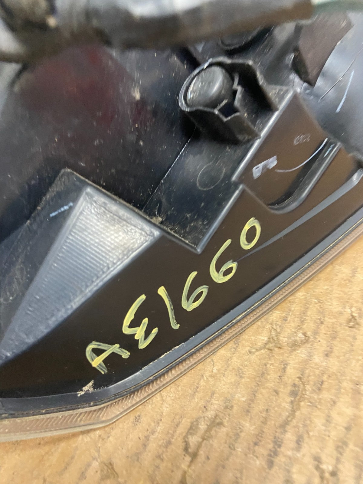 2010 2011 2012 Nissan Sentra Right Passenger Rh Black Tail Light AE1660 DW6