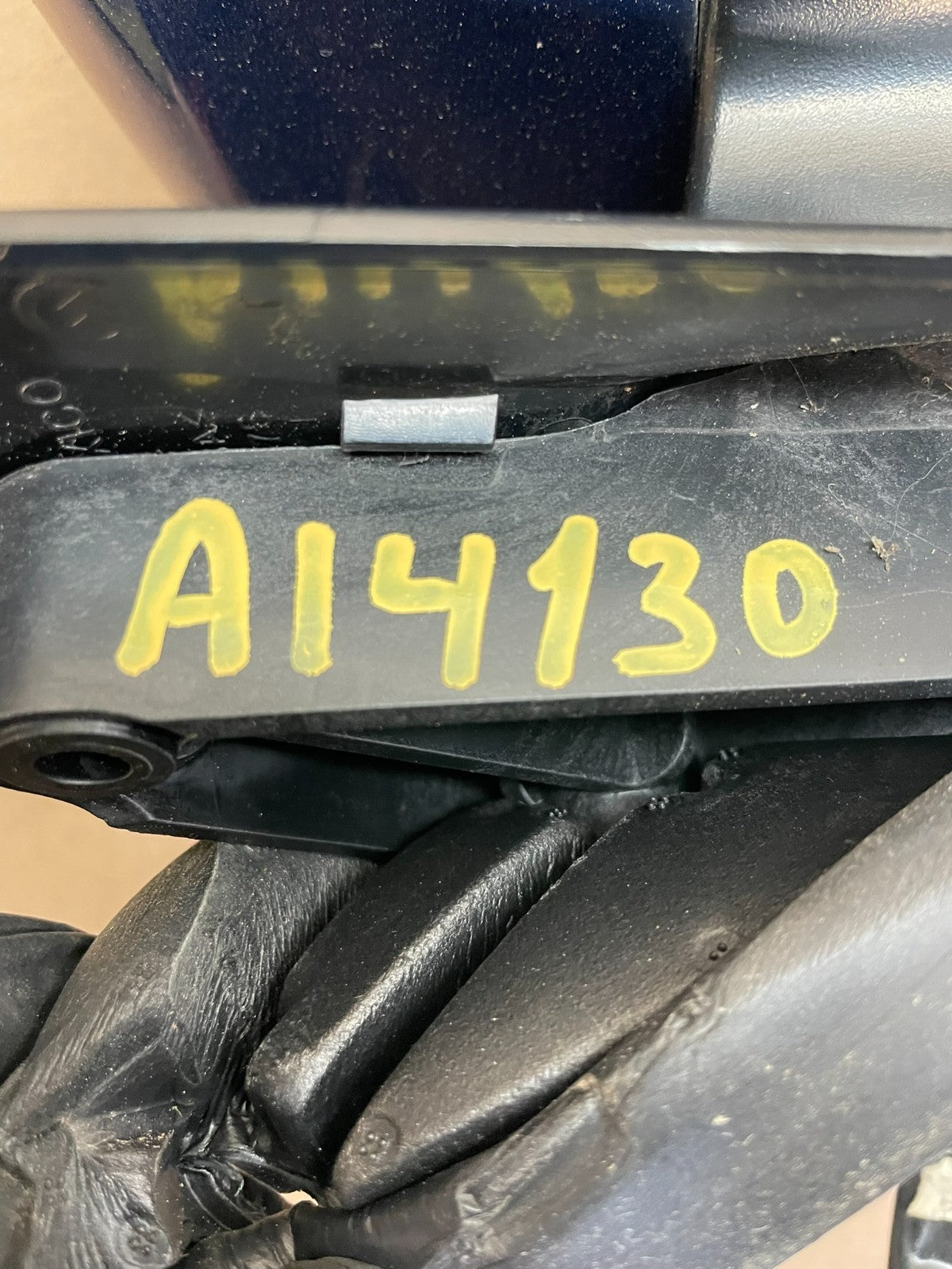 2011-2016 Volkswagen Jetta Sedan Right Passenger Side View Door Mirror AI4130 DW10