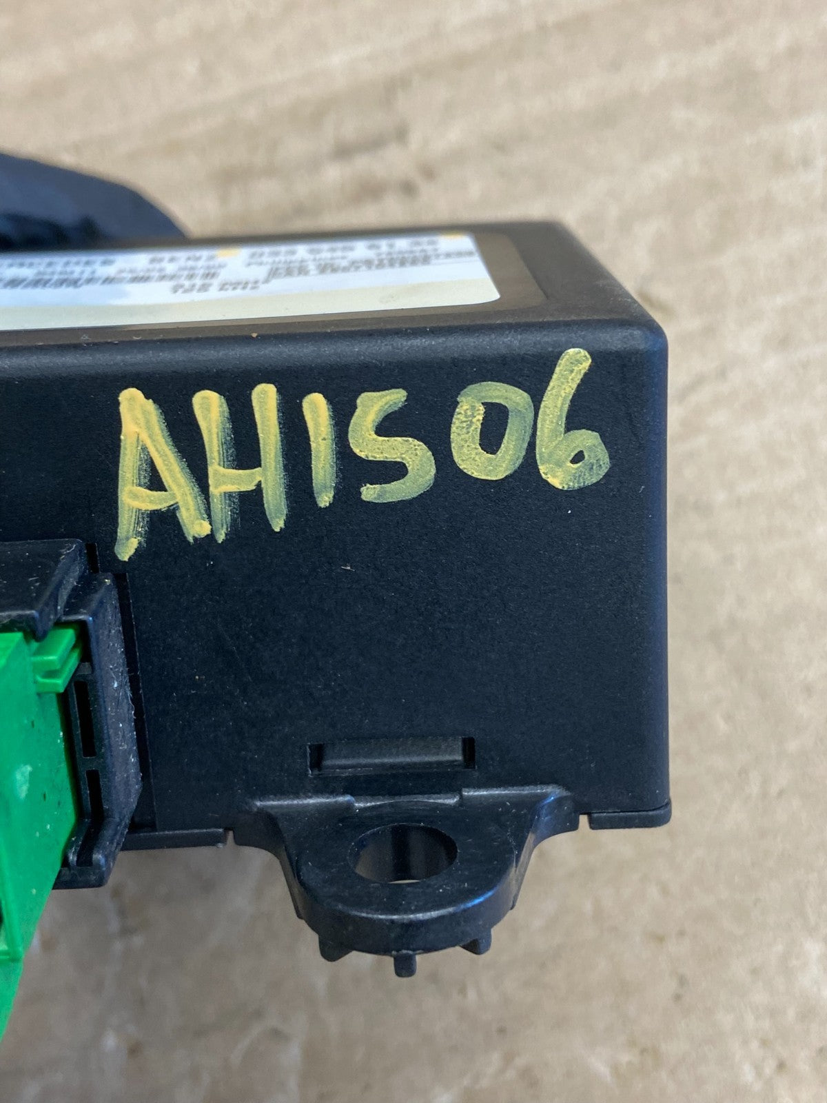 2002 - 2006 WSP Mercedes Dodge Sprinter Temic Theft Module AH1506 DG4