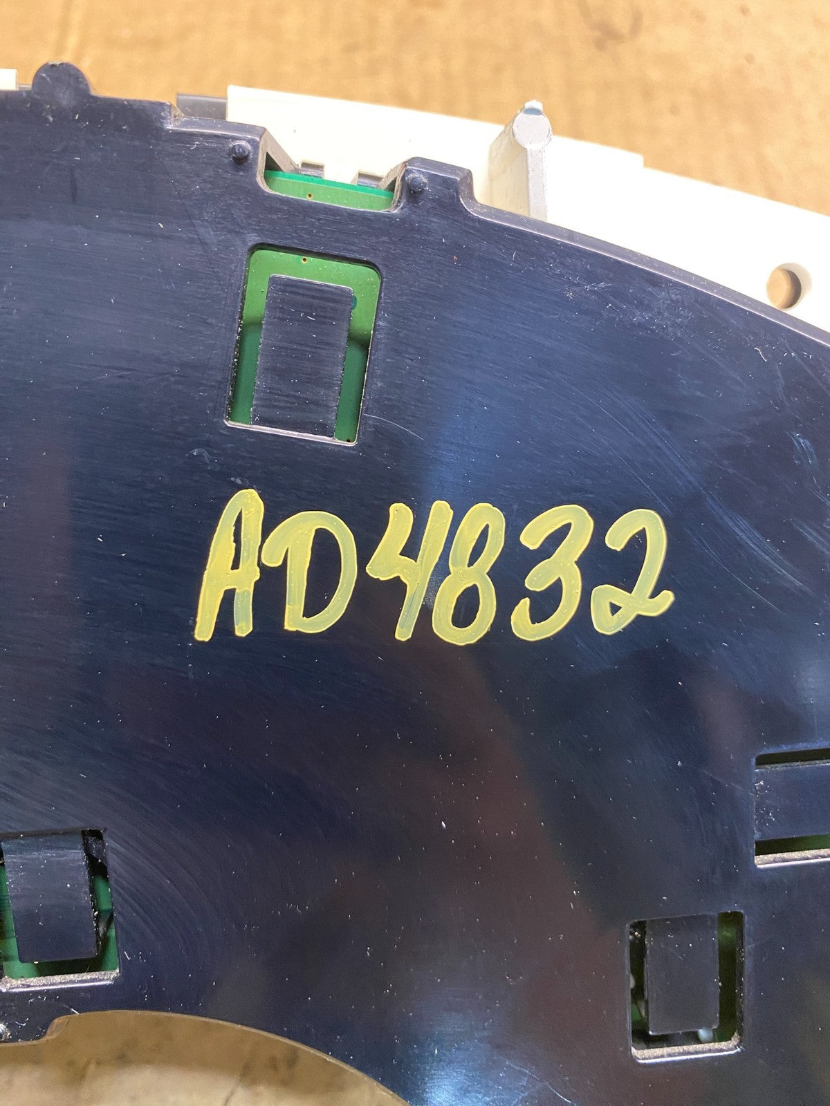 2004 to 2007 Chevrolet Express Speedometer Cluster Gauge AD4832 DG6