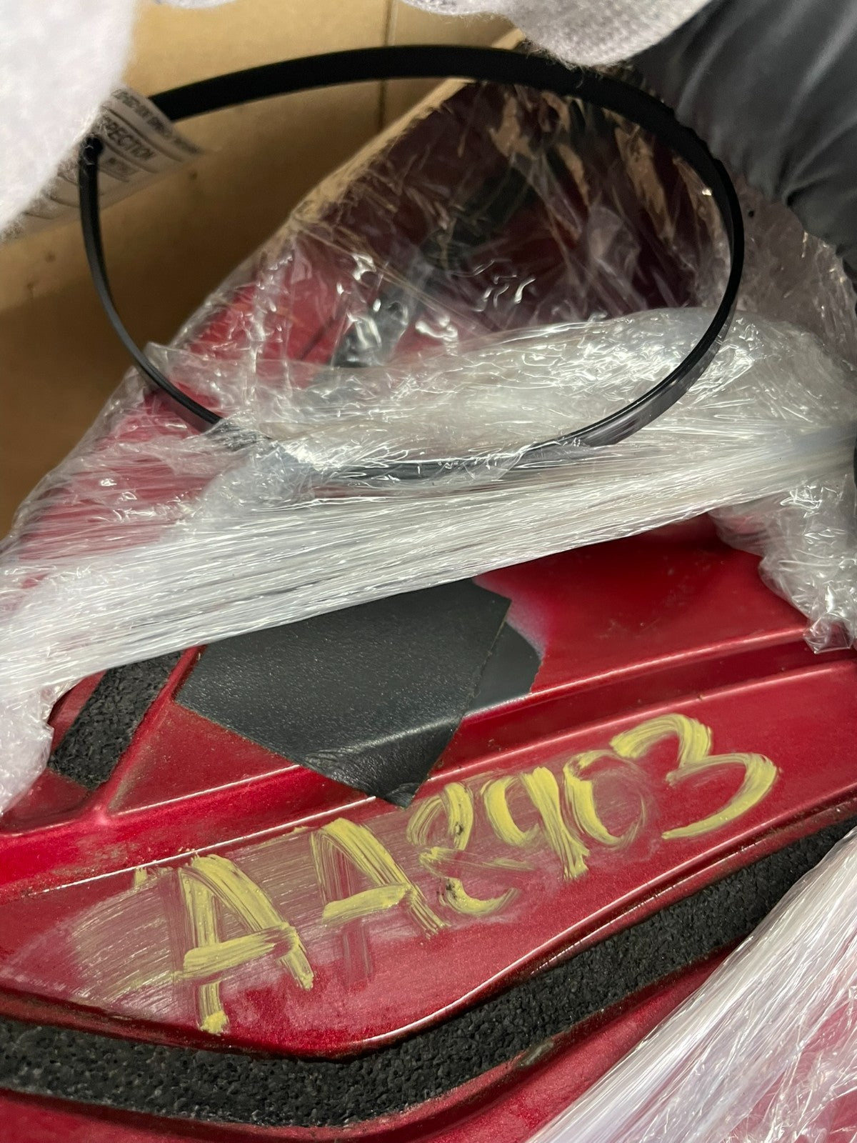2016 to 2020 Kia Sorento Rear Spoiler Wing Brake Light OEM AA8902 DG12