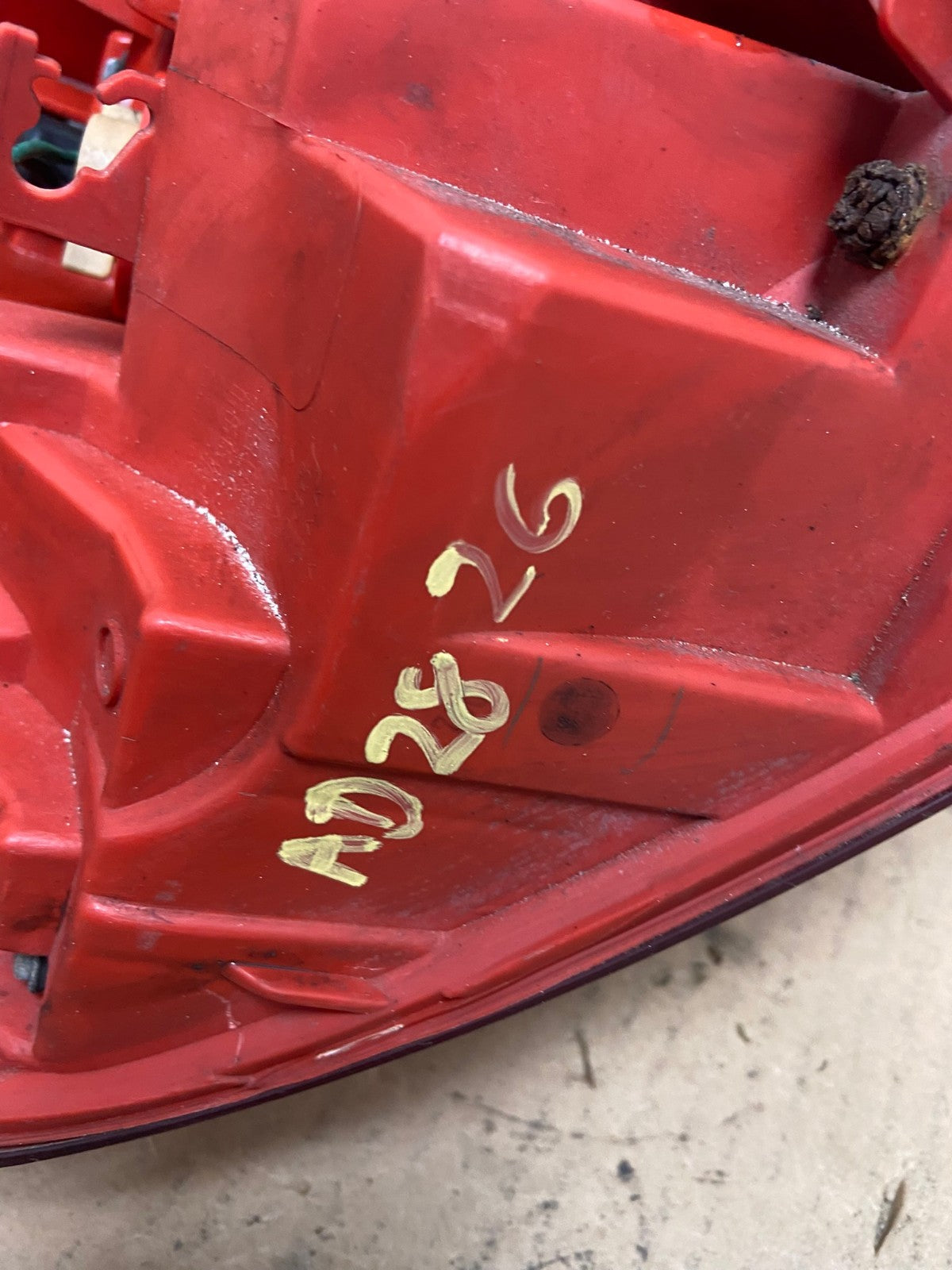 2009 2010 Nissan Murano Right Passenger Rh Side Tail Light AD2826 LK6