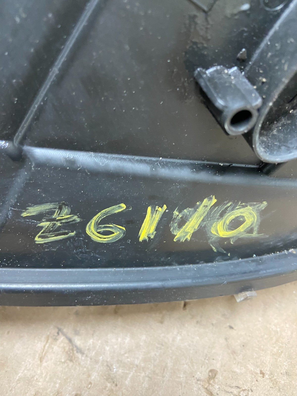 2007 to 2013 Mercedes Sprinter Headlight Right Passenger Halogen Oem Z6110 DW13