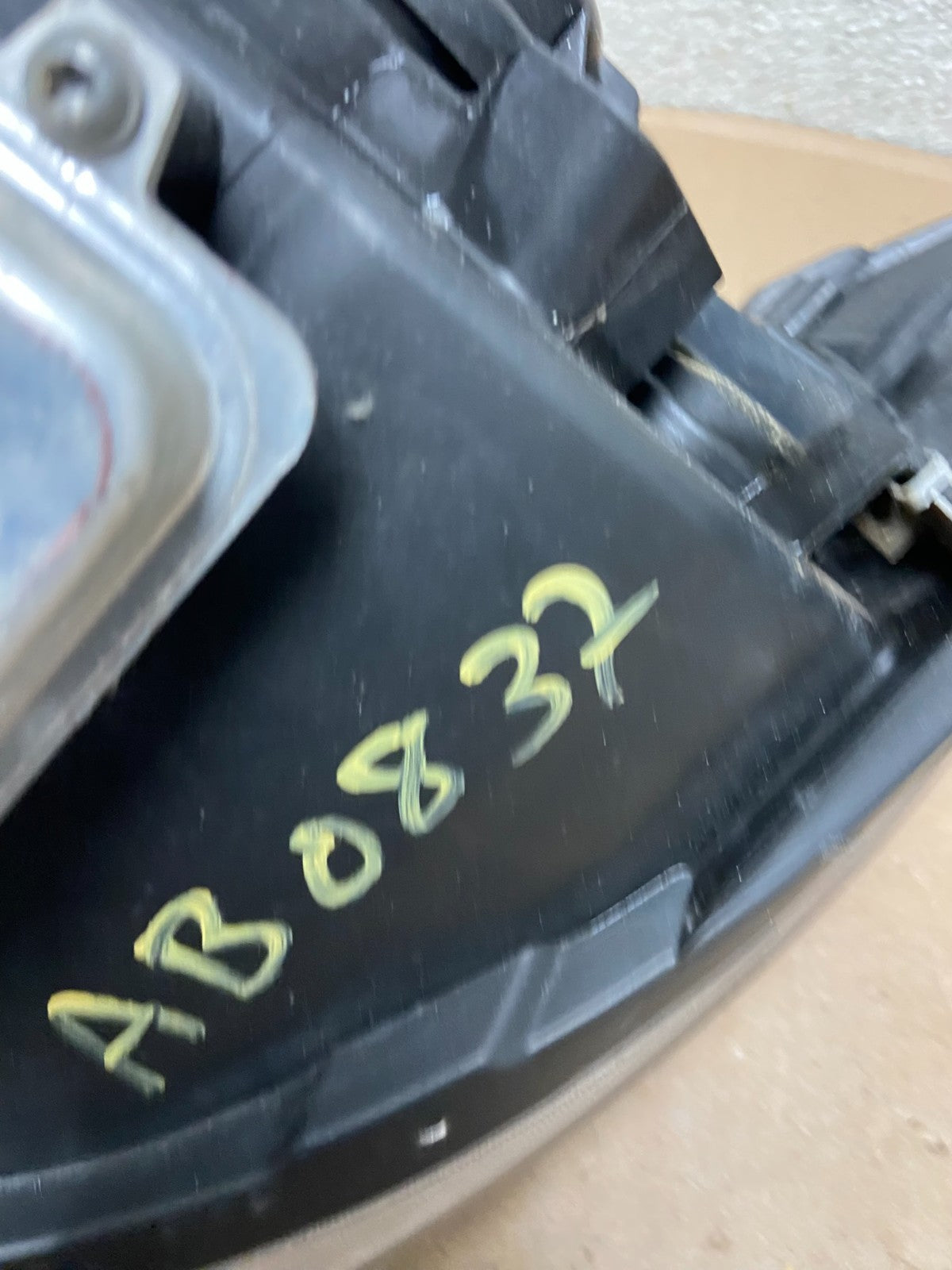 2009 2010 2011 Jaguar XF Right Passenger RH Xenon HID Headlight OEM AB0837 DG10