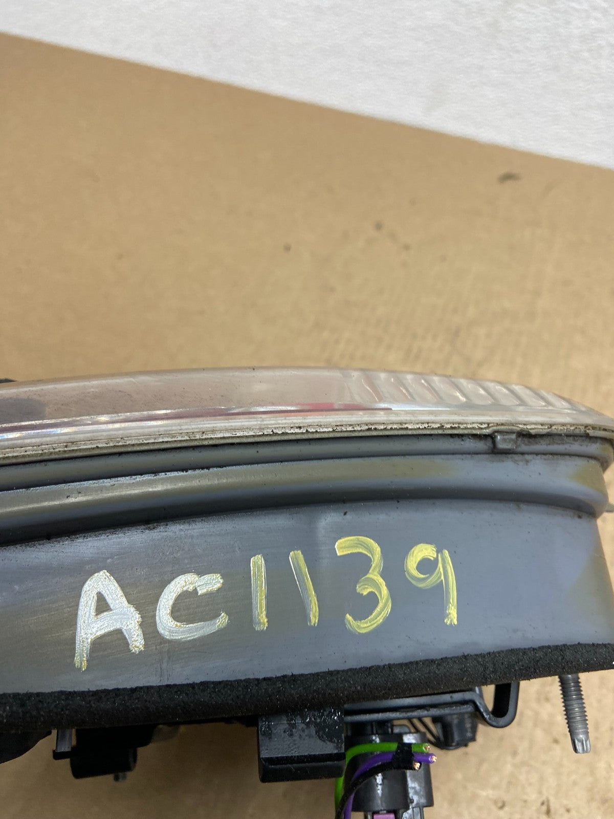 2007 to 2012 GMC Acadia Left Driver Lh Side Tail Light Inner Oem AC1139 DW7