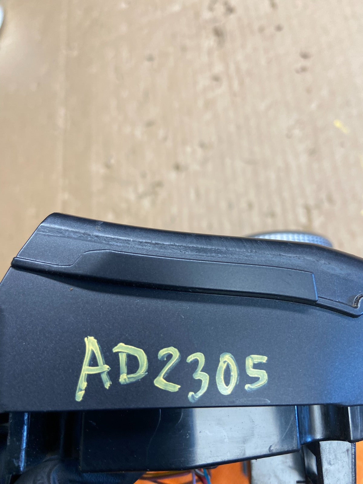 2015 to 2018 Toyota Prius V Heater Climate Control Unit Switch AD2305 DG5
