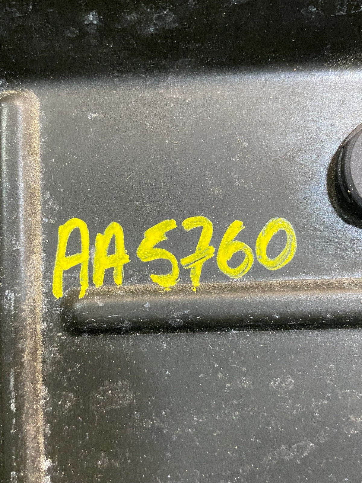 2005 Nissan Pathfinder Engine Control Module ECM MEC35-752 A1 AA5760 DG3