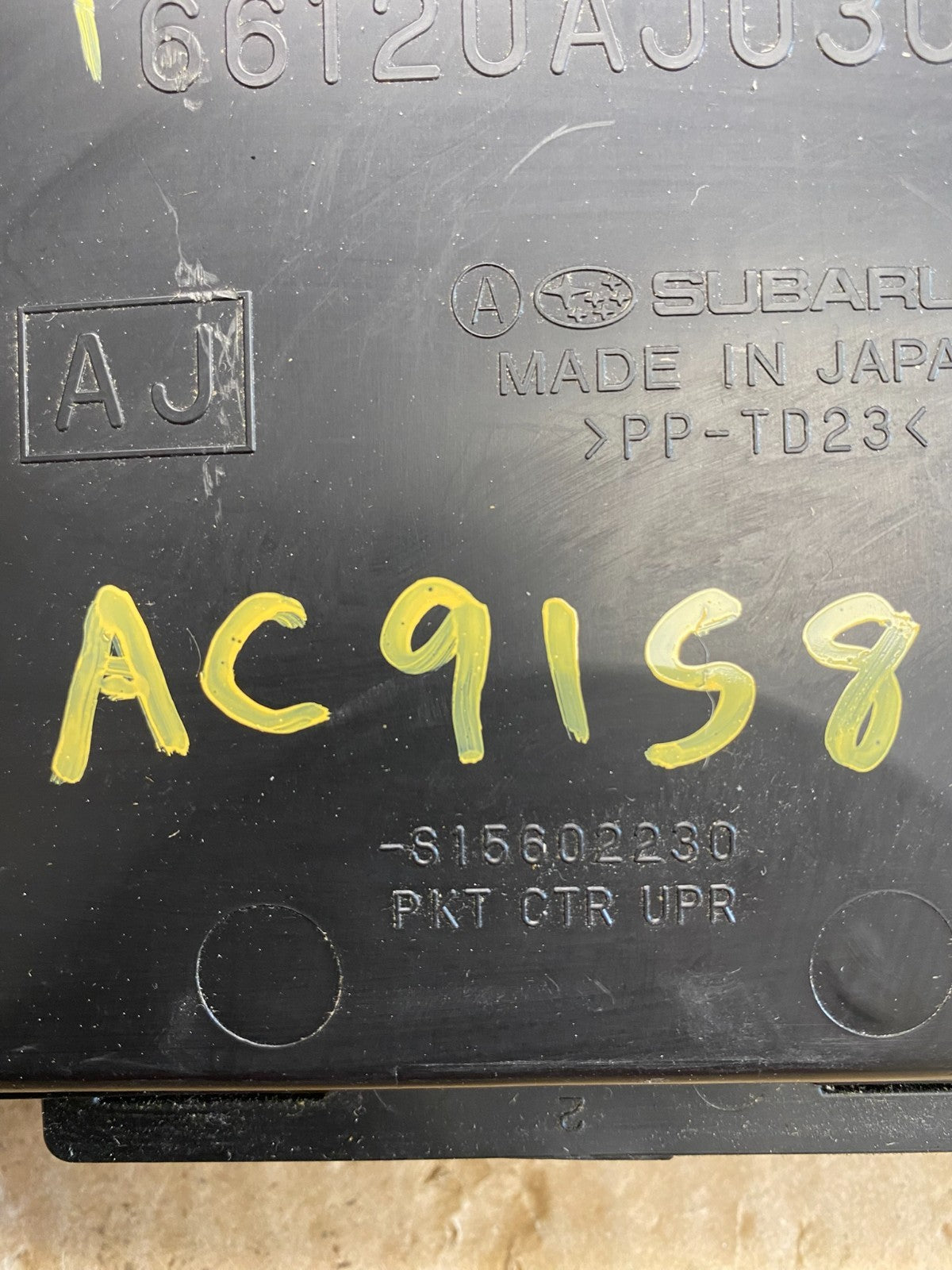 2010 - 2014 Subaru Legacy Radio Console Dashboard Center Panel Trim AC9158 DG6
