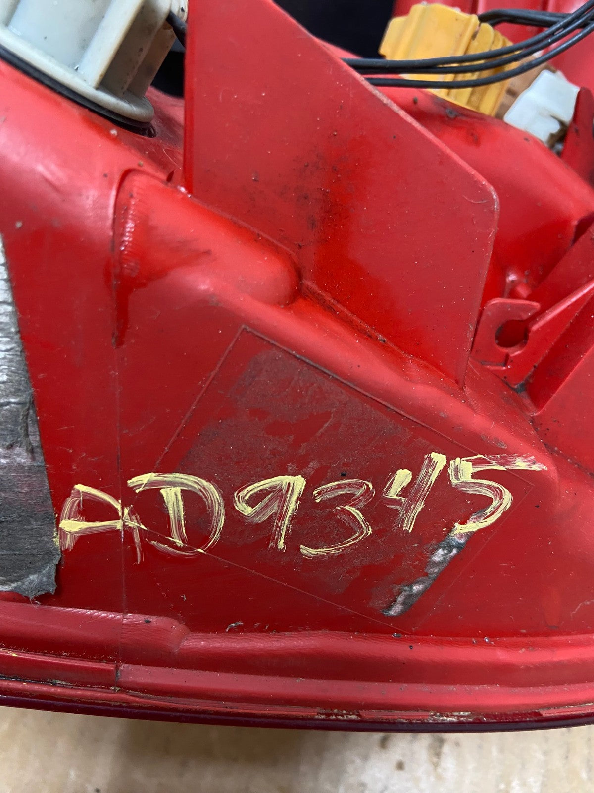 2007 - 2012 Nissan Versa Hatchback Left Driver Side Lh Tail Light AD9345 LK8