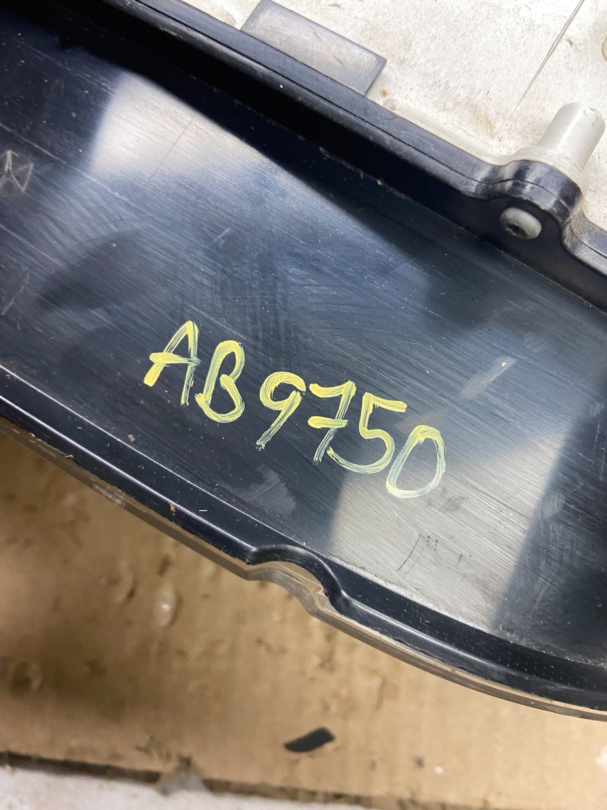 2001 Dodge Stratus Speedometer Instrument Cluster Gauge Oem AB9750 DG8