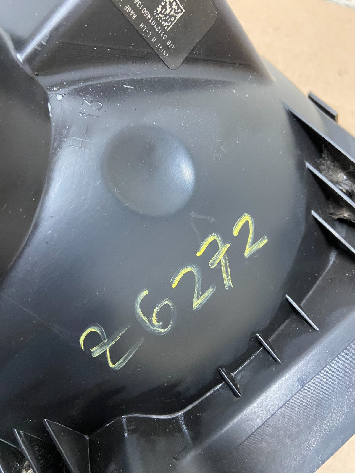 2008-2014 Ford Econoline E150 E250 E350 Left Driver LH Headlight OEM Z6272 DW9