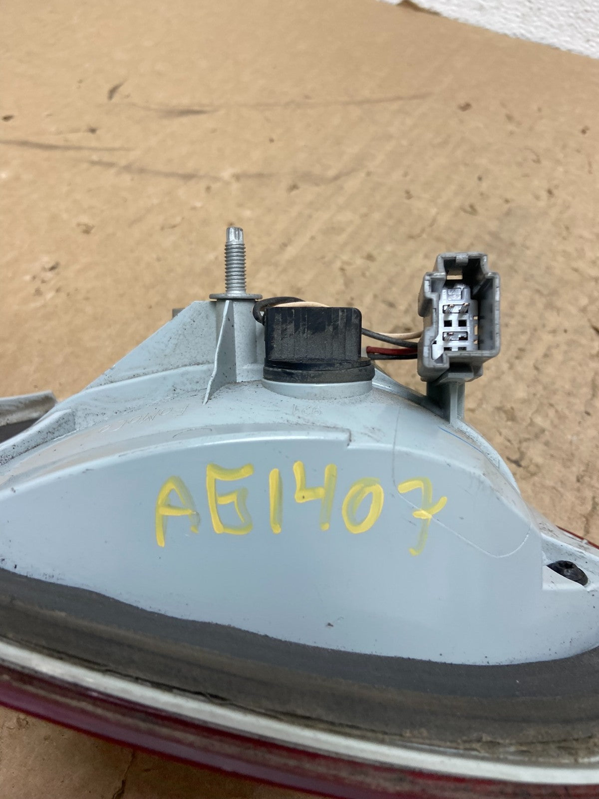 2015 - 2018 Ford Focus Sedan Left Driver LH Inner Tail Light AG1407 LK6