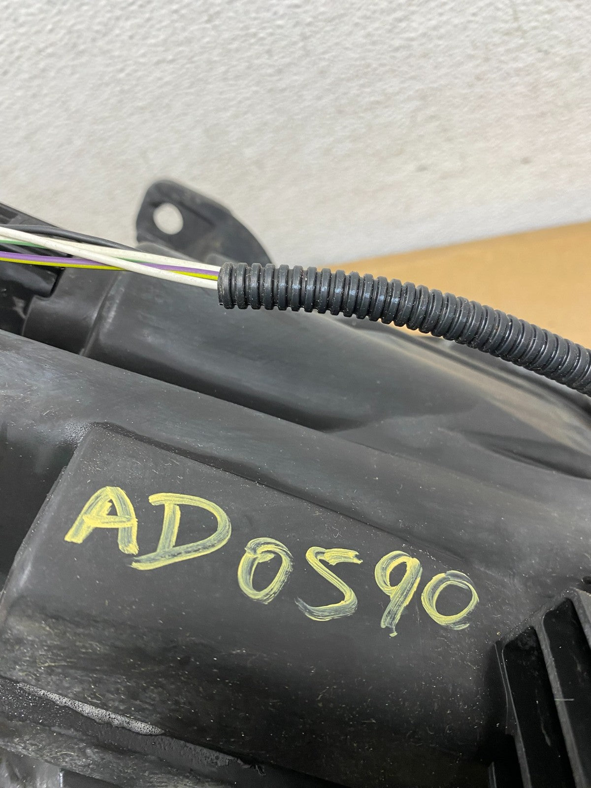 2005 2006 2007 Mercury Montego Left Driver LH Side Headlight Xenon HID AD0590 DW9