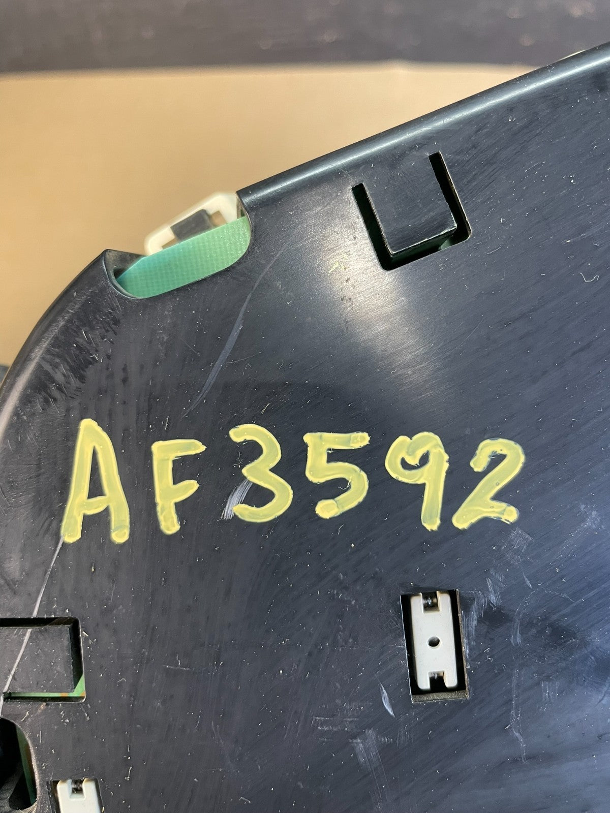 2002 GMC Yukon Speedometer Cluster Gauge AF3592 DG9