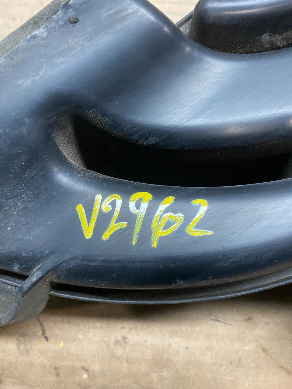 2013 to 2018 Nissan Altima 2.5L Front Air Cleaner Intake Duct Tube V2962 DG9