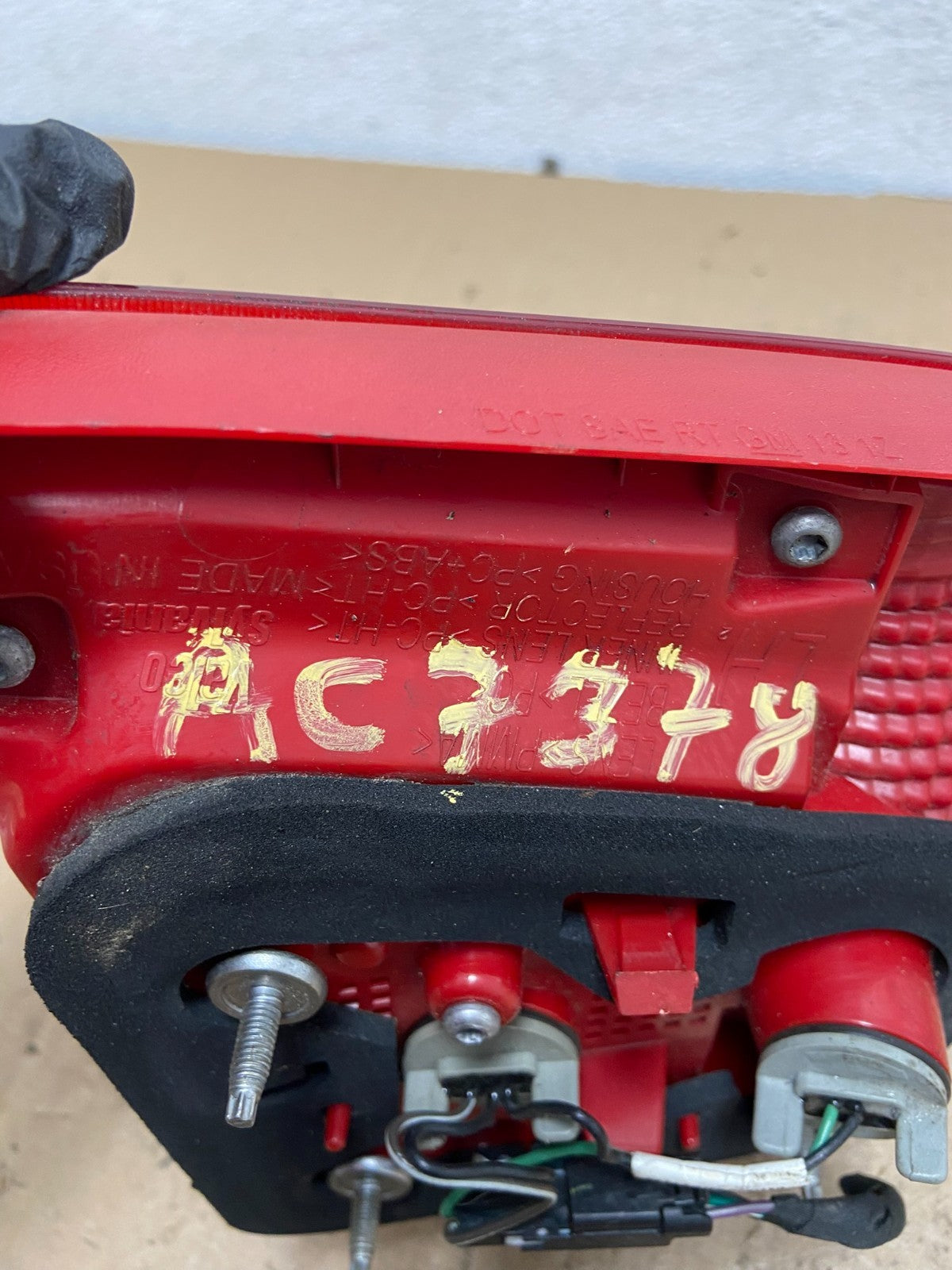 2013-2016 Chevrolet Malibu Left Driver LH Inner Tail Light AC7378 DW6
