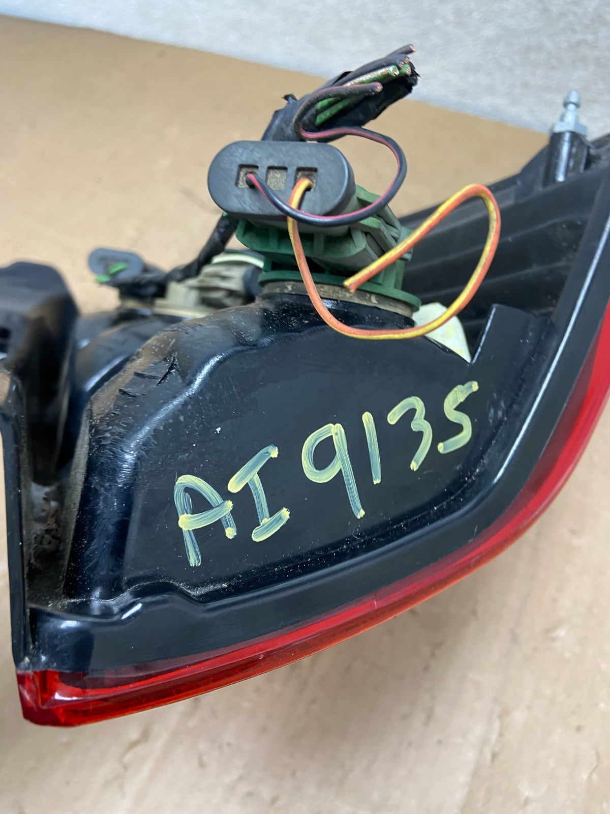 2001 to 2007 Ford Escape Left Driver Lh Side Tail Light Aftermarket AI9135 LK7