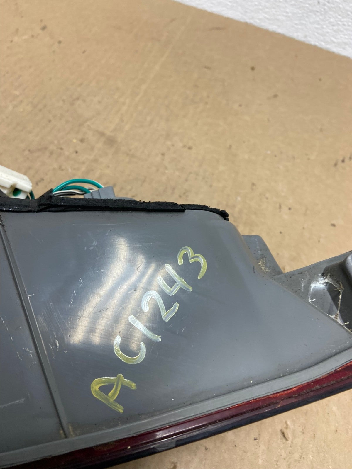 1997 1998 1999 Toyota Camry Tail Light Right Passenger Rh Side Oem AC1243 LK6