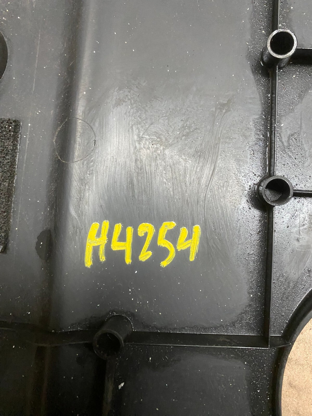 2006 to 2007 Toyota Highlander Hybrid Engine Motor Top Front Cover H4254 DG19