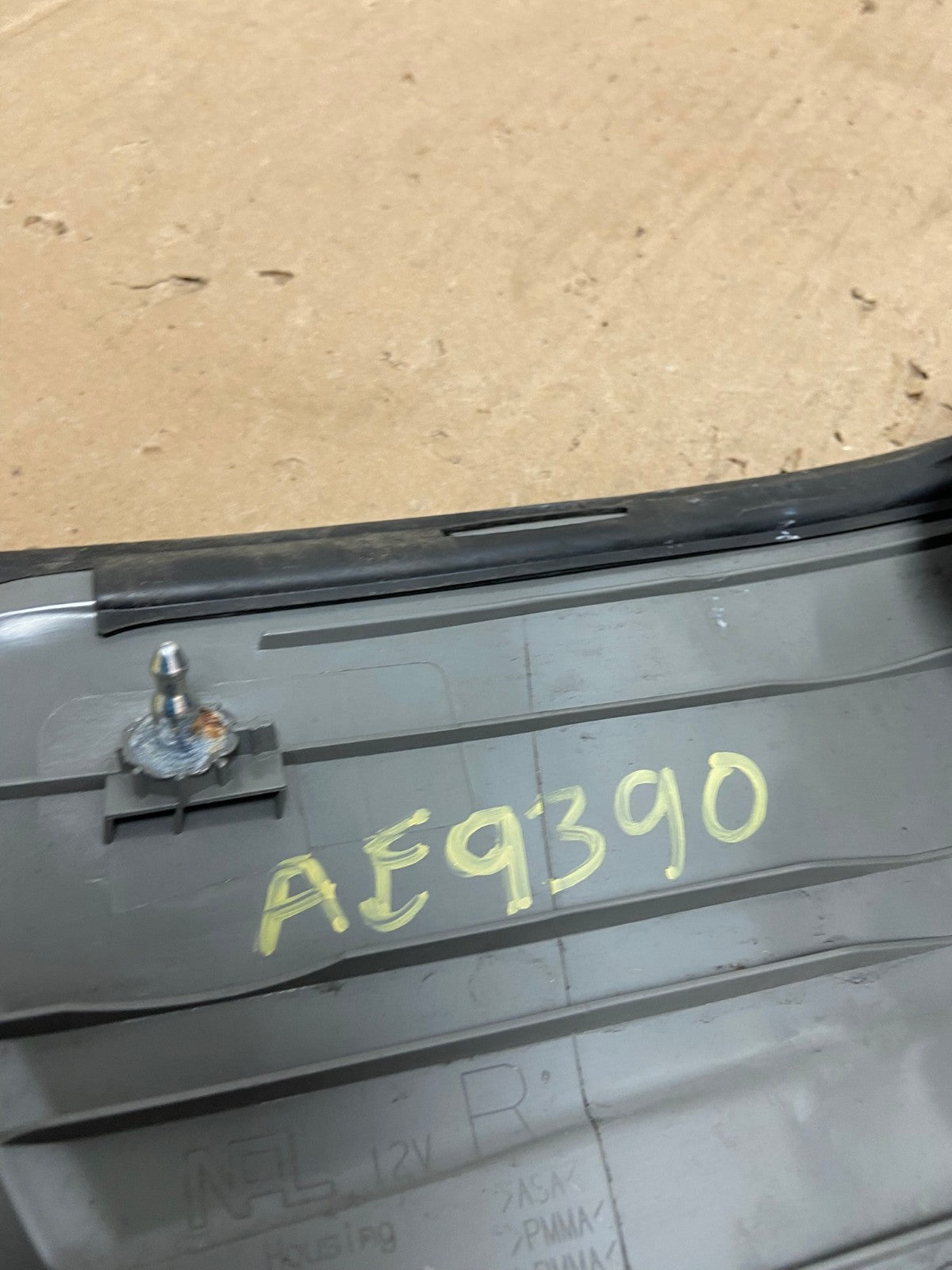 2006 - 2010 Toyota Sienna Right Passenger Side Tail Light AE9390 LK6