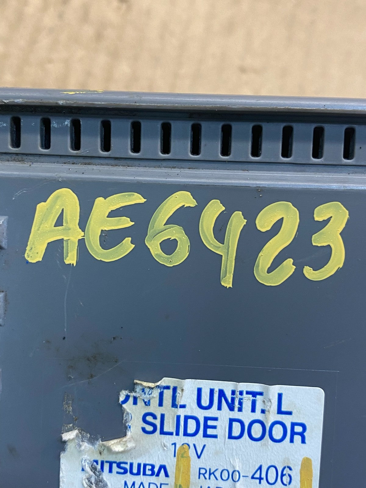 2005 - 2007 Honda Odyssey Rear Left Driver Sliding Door Module AE6423 DW3