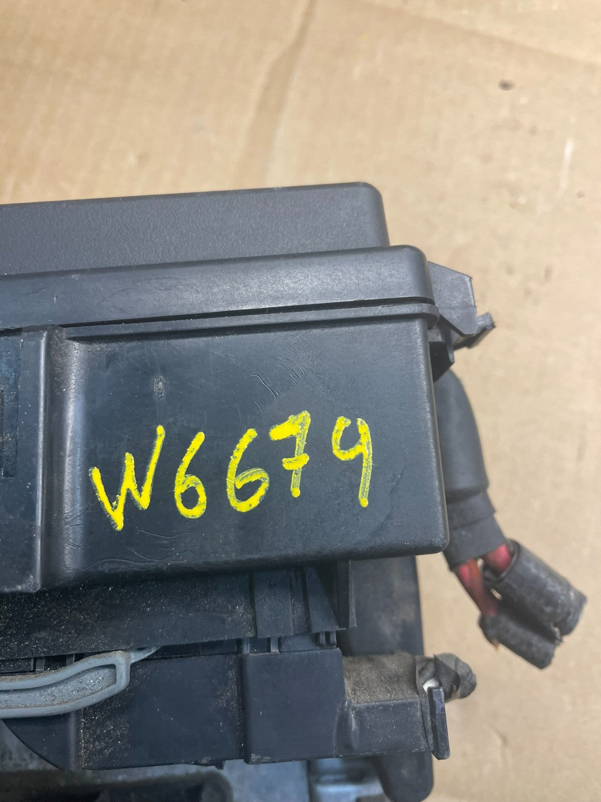 2009 Jeep Grand Cherokee Fuse Box Relay Panel Body Control Module BCM W6679 DG5