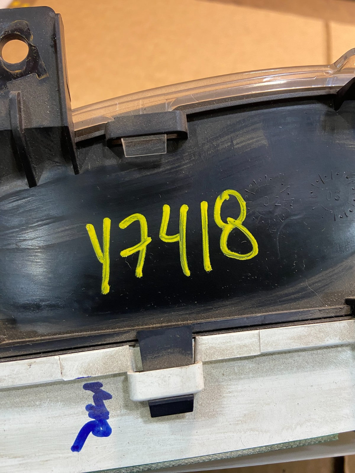 2004 2005 Ford Explorer Speedometer Cluster Gauge Oem Y7418 DG8