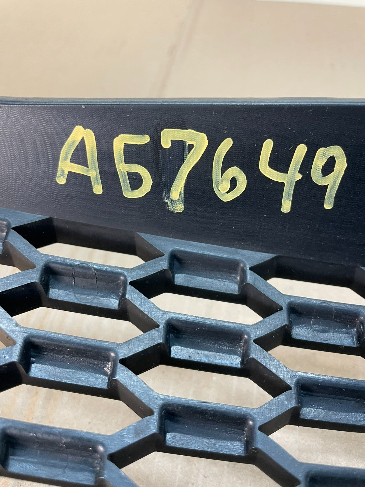 2011 to 2020 Dodge Grand Caravan Front Upper Grill Grille AG7649 DG5