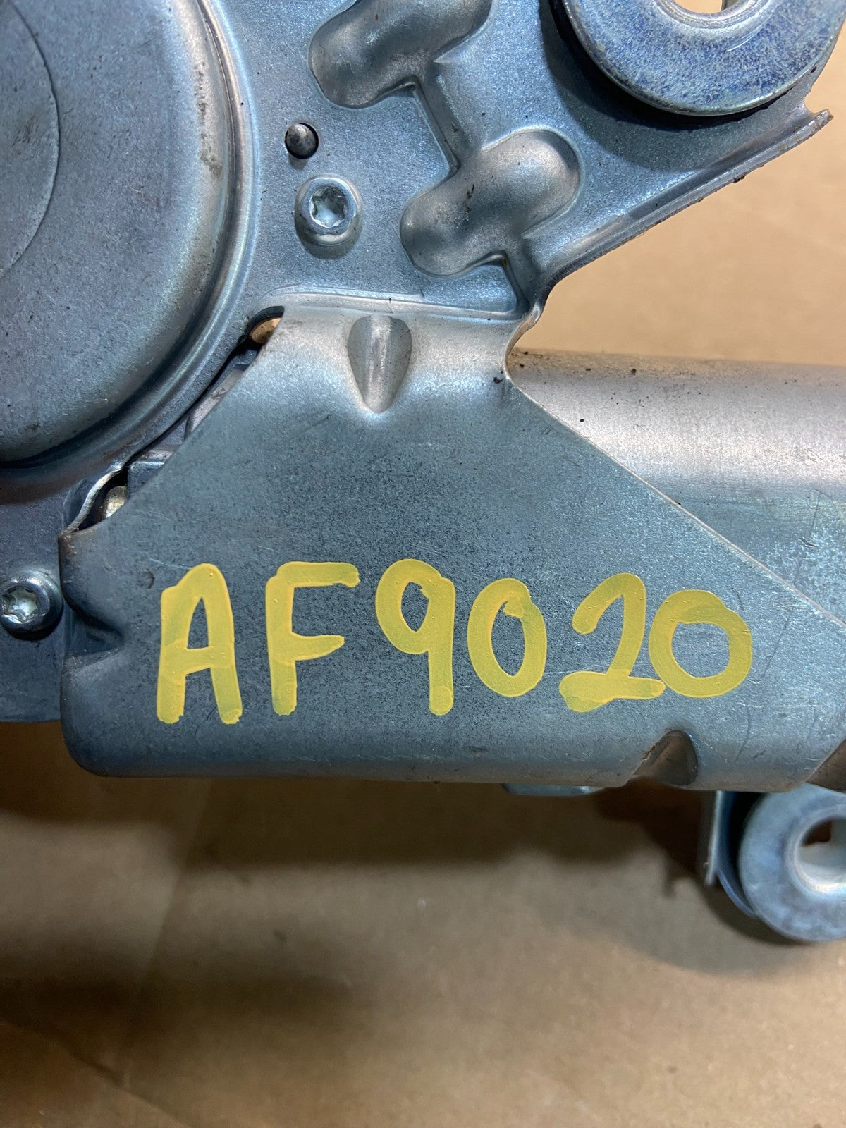 2011 to 2017 BMW X3 Rear Windshield Wiper Motor AF9020 DG7