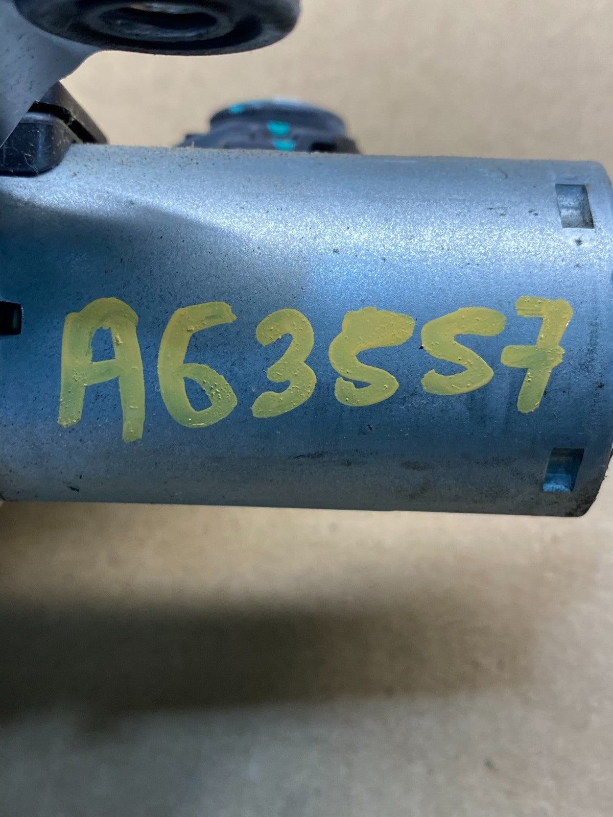 2013-2016 Nissan Pathfinder Back Door Rear Wiper Motor Wiper Blade AG3657 DG7