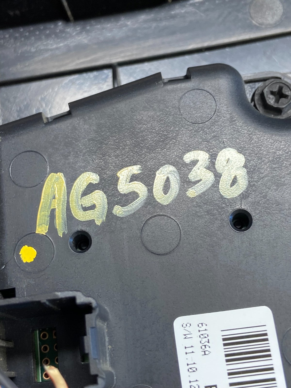 2008 to 2012 Jeep Liberty Dash Climate Temperature Control Radio Bezel AG5038 DG6