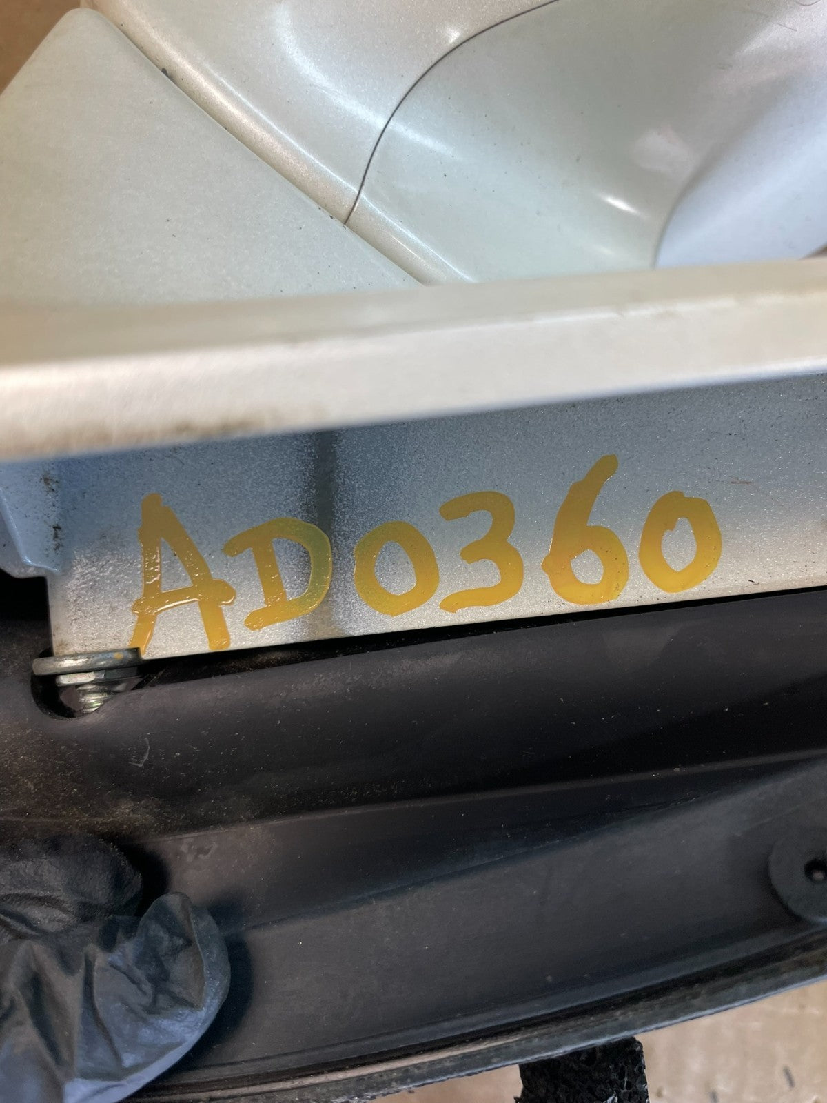 2005 to 2008 Acura RL Right Passenger RH Side Door View Mirror Power AD036010