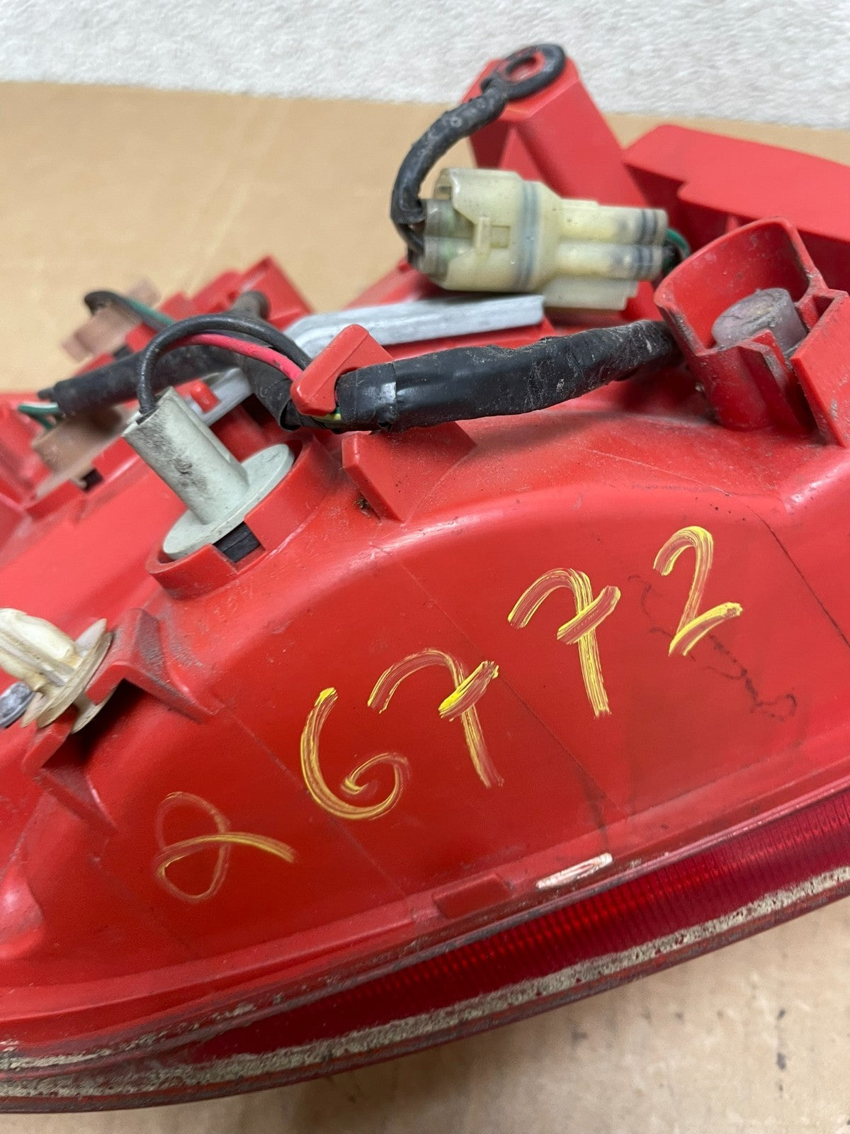 2005 to 2006 Saab 9-2x 92 Right Passenger RH Side Tail Light OEM Q6772 DW7