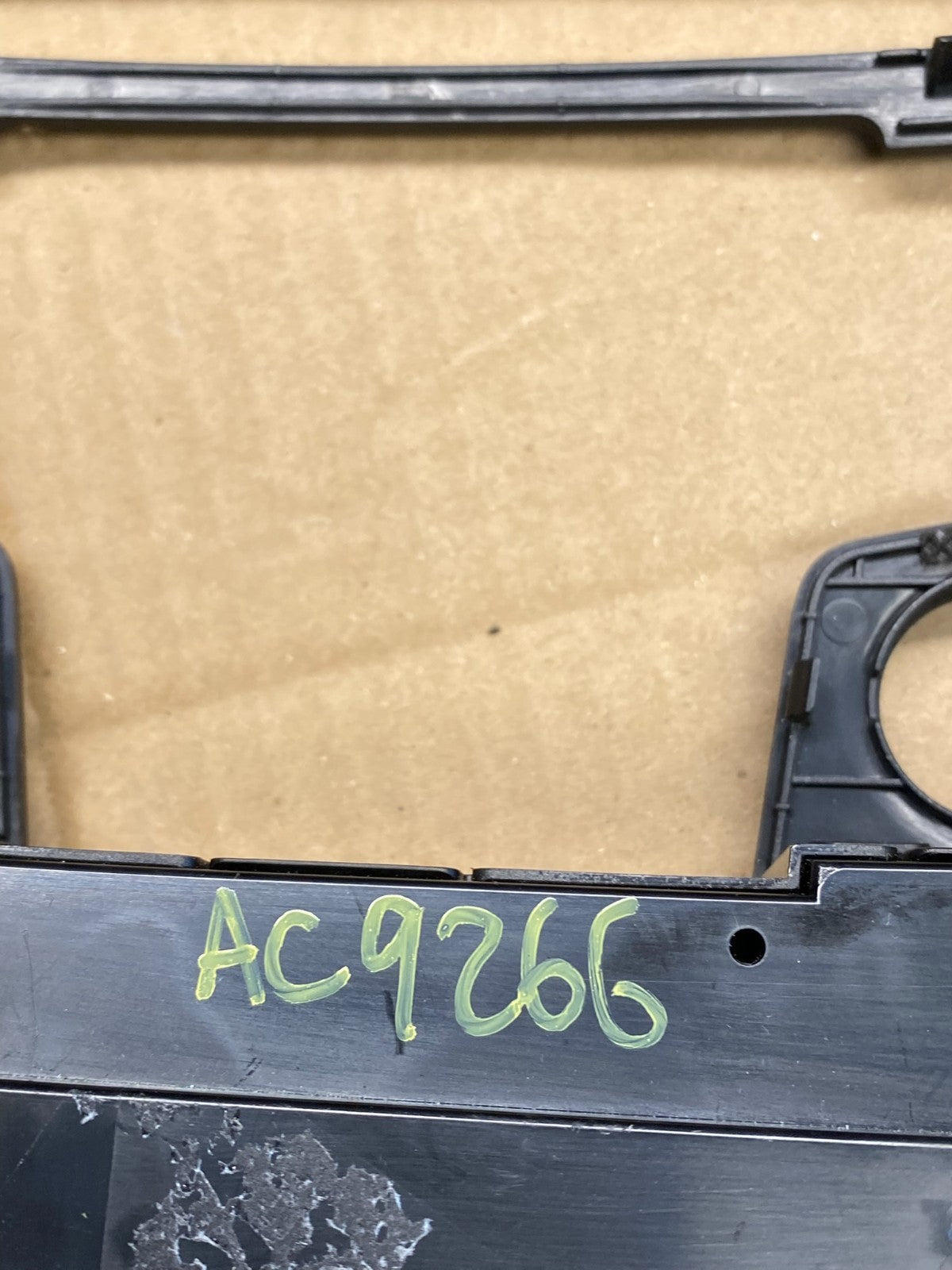 2011 - 2014 Hyundai Sonata Center Radio Climate Control Air Vent Bezel AC9266 DG6