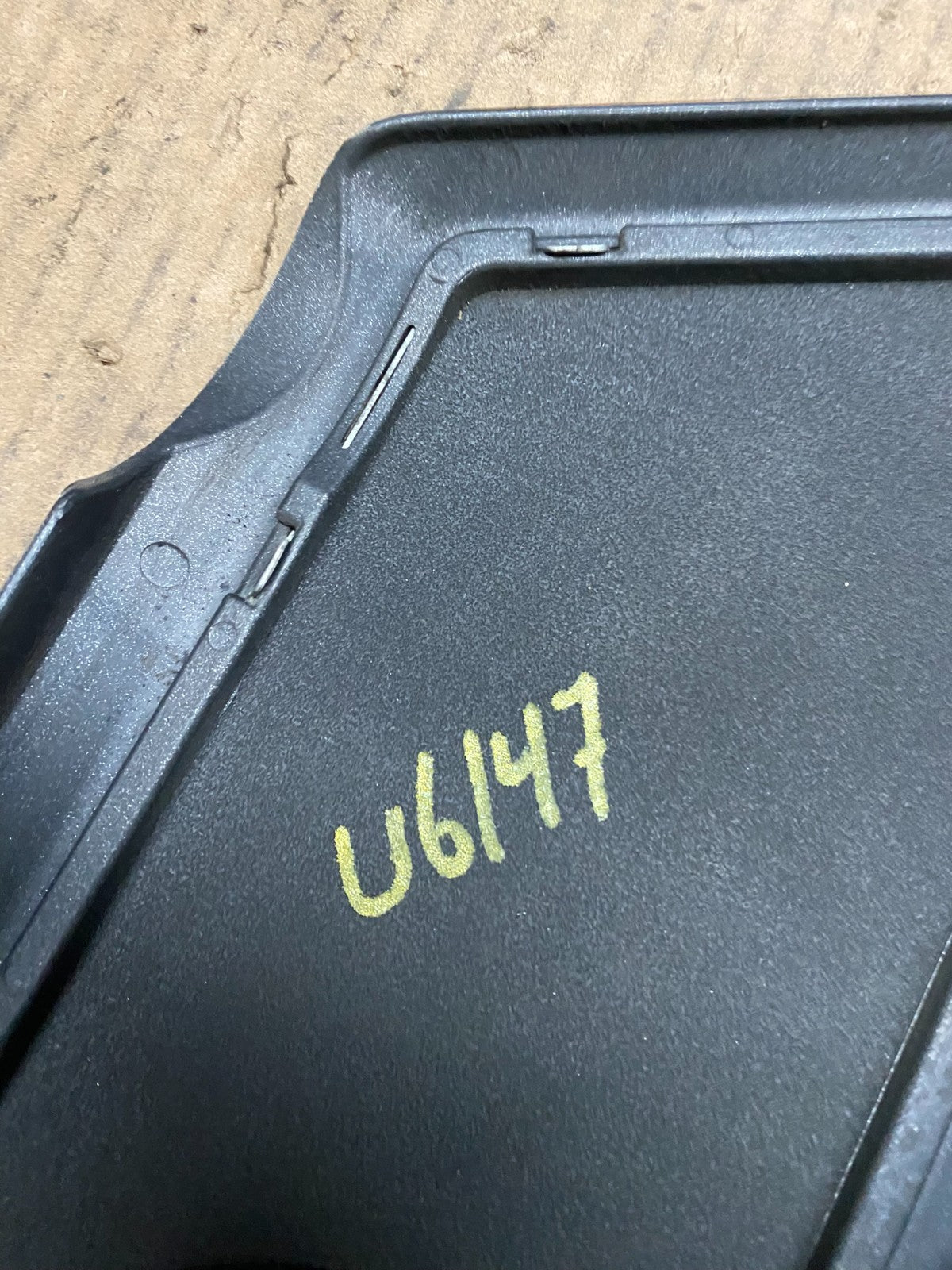 1999 - 2003 Lexus RX300 Factory OEM Engine Motor Cover Trim Panel U6147 DG9