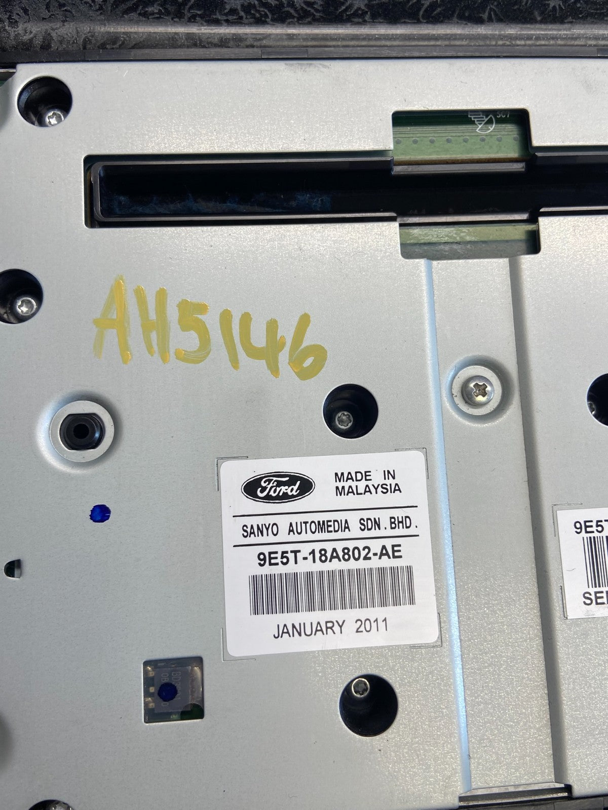 2010 to 2012 Ford Fusion Radio Climate Control A/C Control ah5146 DG5