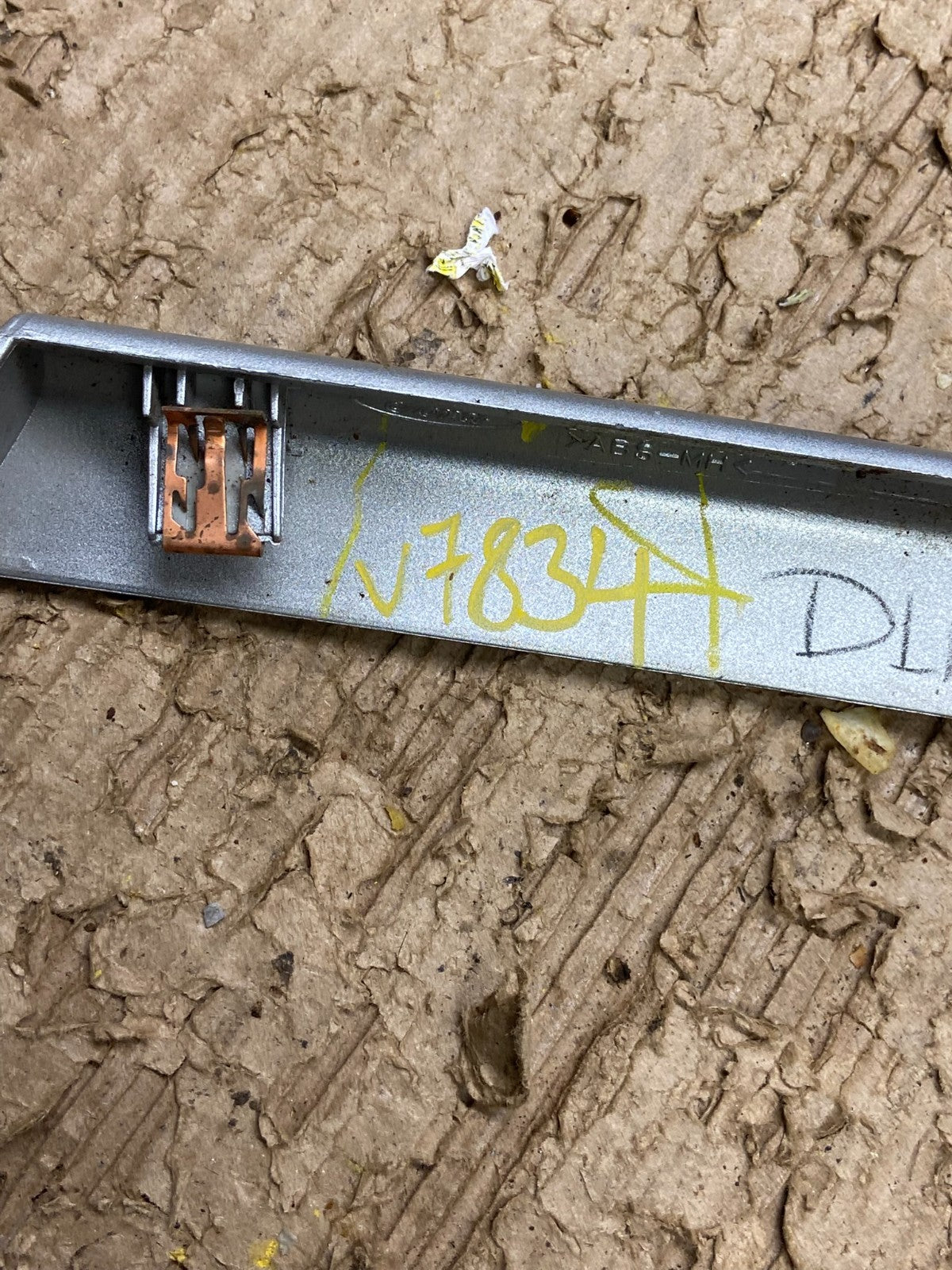 2011 to 2014 Ford Edge Left Driver LH Side Trim Panel Bezel v7834 DG5
