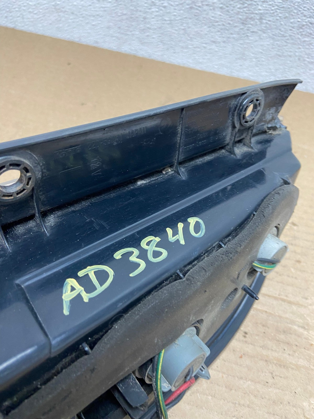2004 2005 2006 Suzuki XL-7 Vitara Left Driver Side Tail Light AD3840 LK7