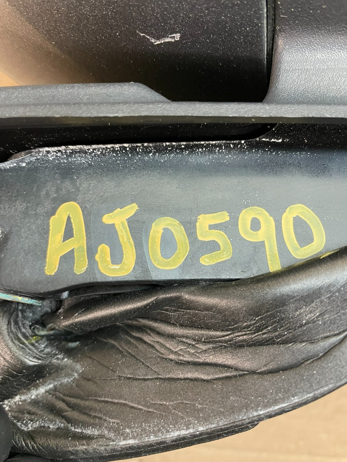 2013 - 2016 Ford Escape Right Passenger RH Power Door Mirror aj0590 DG8