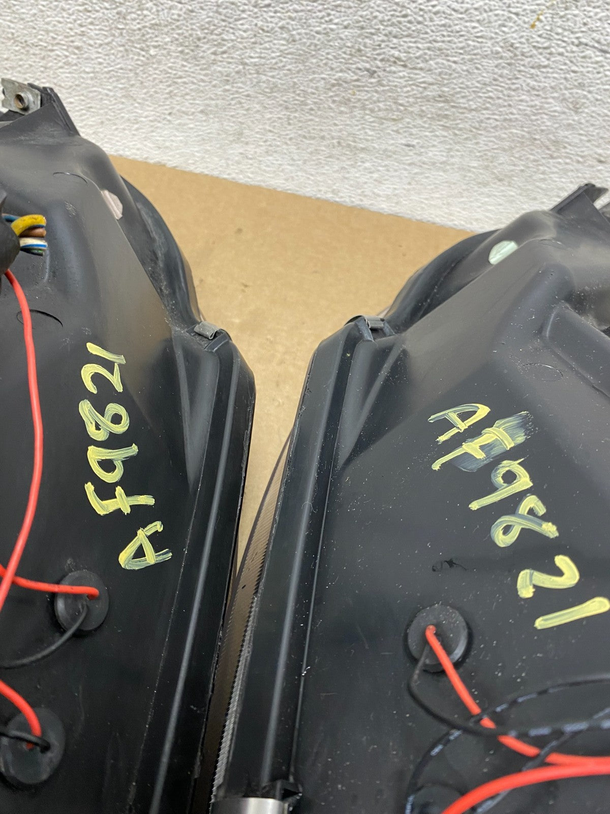 2006 to 2008 BMW 3-Series Sedan E90 Left+Right Set Side LED Headlights AF9821 DG14