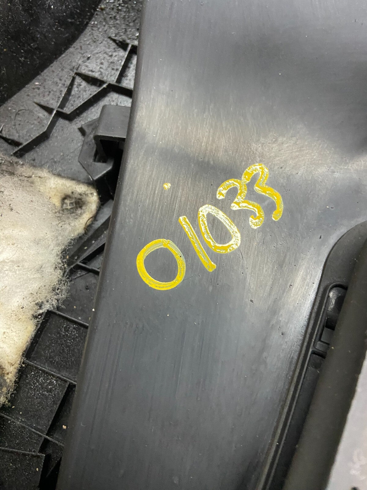 2010 2011 2012 Mazda CX7 CX-7 2.3L Engine Shield Top Cover O1033 DG9