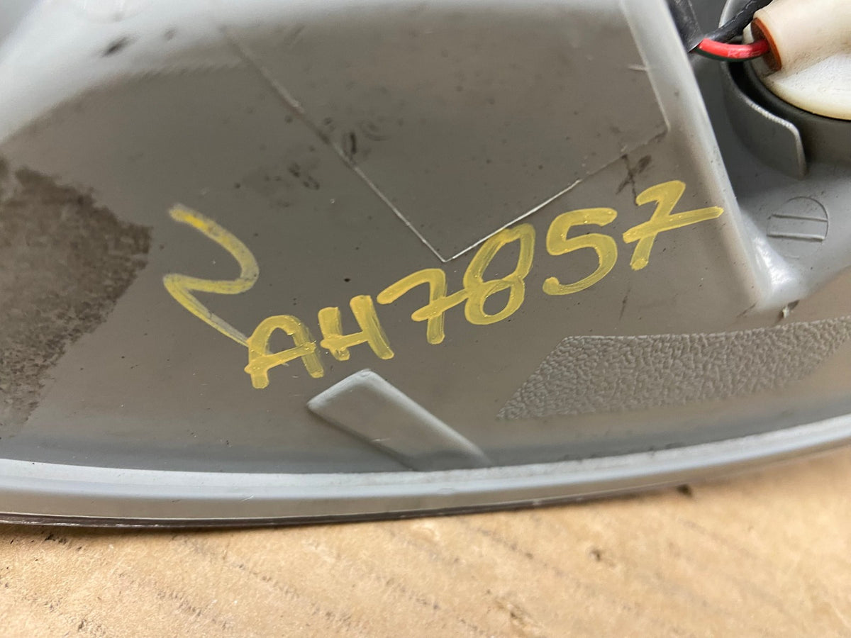 2005 to 2006 Hyundai Santa Fe Right Passenger Rh Side Tail Light AH7857 LK6