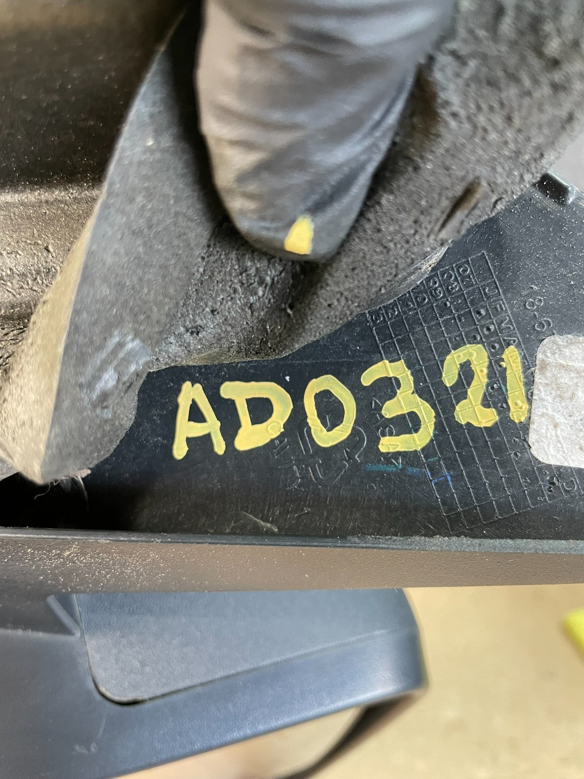 2008 to 2011 Ford Focus Right Passenger View Door Mirror AD0321 DW8