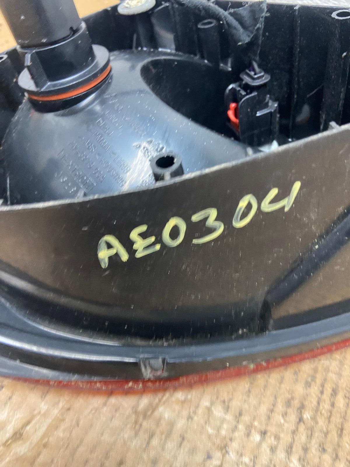 2000 2001 2002 Dodge Neon Right Passenger RH Side Tail Light AE0304 LK6