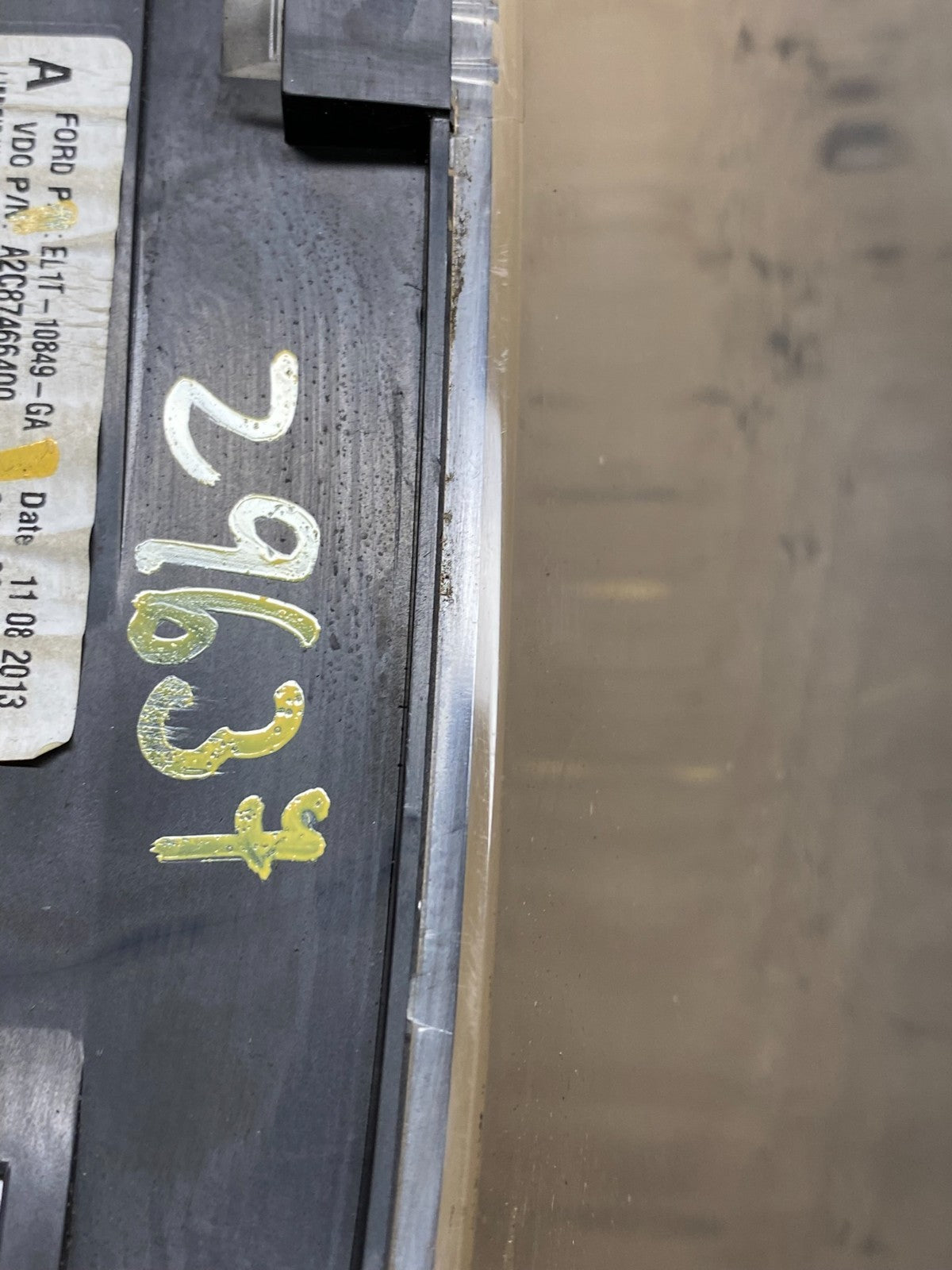 2014 Ford Expedition Speedometer Cluster Gauge OEM z9637 DG8