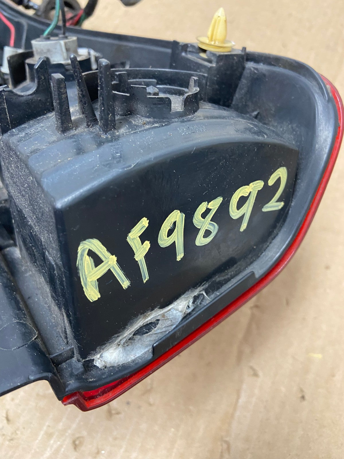 2002 2003 2004 Honda Crv Cr-v Left Driver Lh Tail Light AF9892 LK8