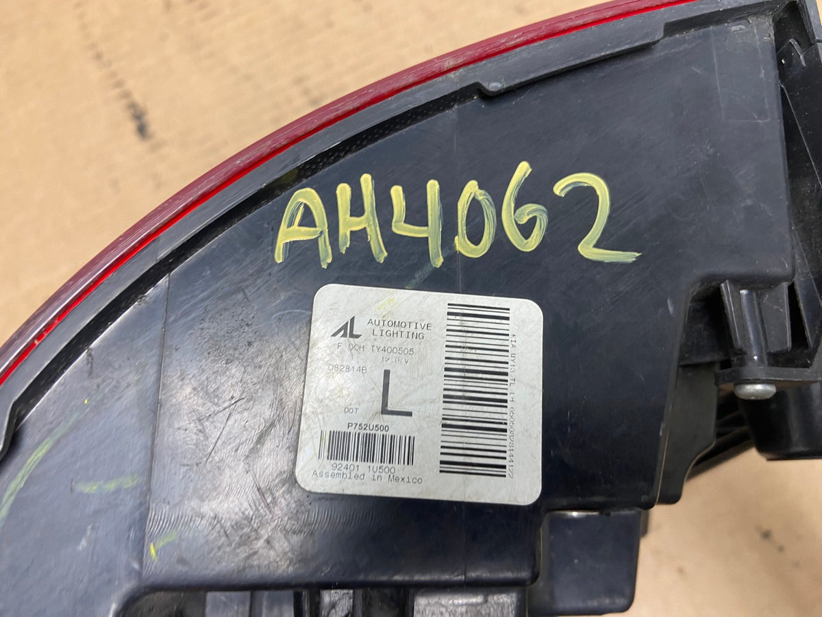 2014 2015 Kia Sorento Left Driver Lh Tail Light AH4062 LK6