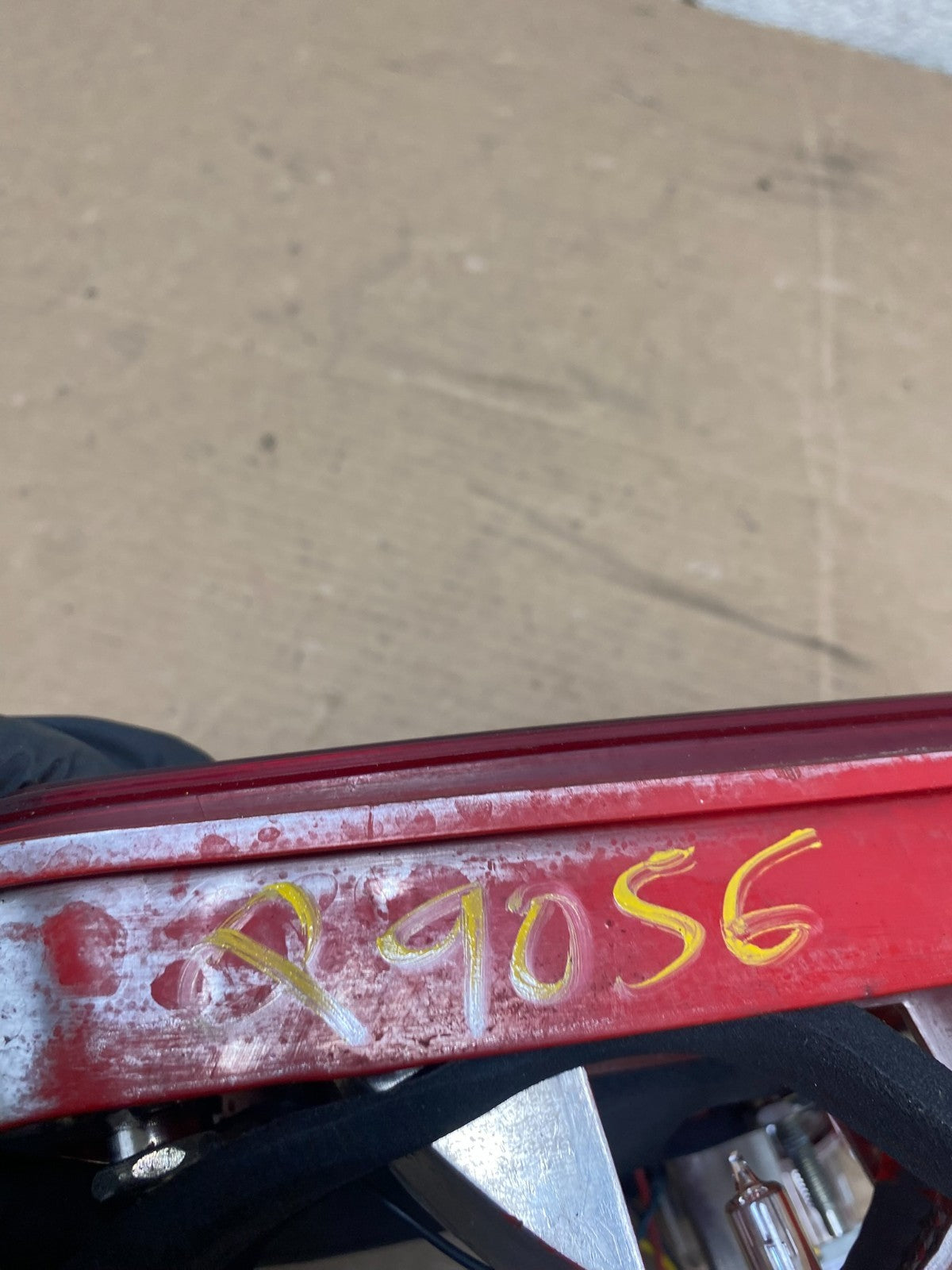2009 - 2012 Bmw 7-Series F01 F02 750i Right Passenger Inner Tail Light Q9056 DW8