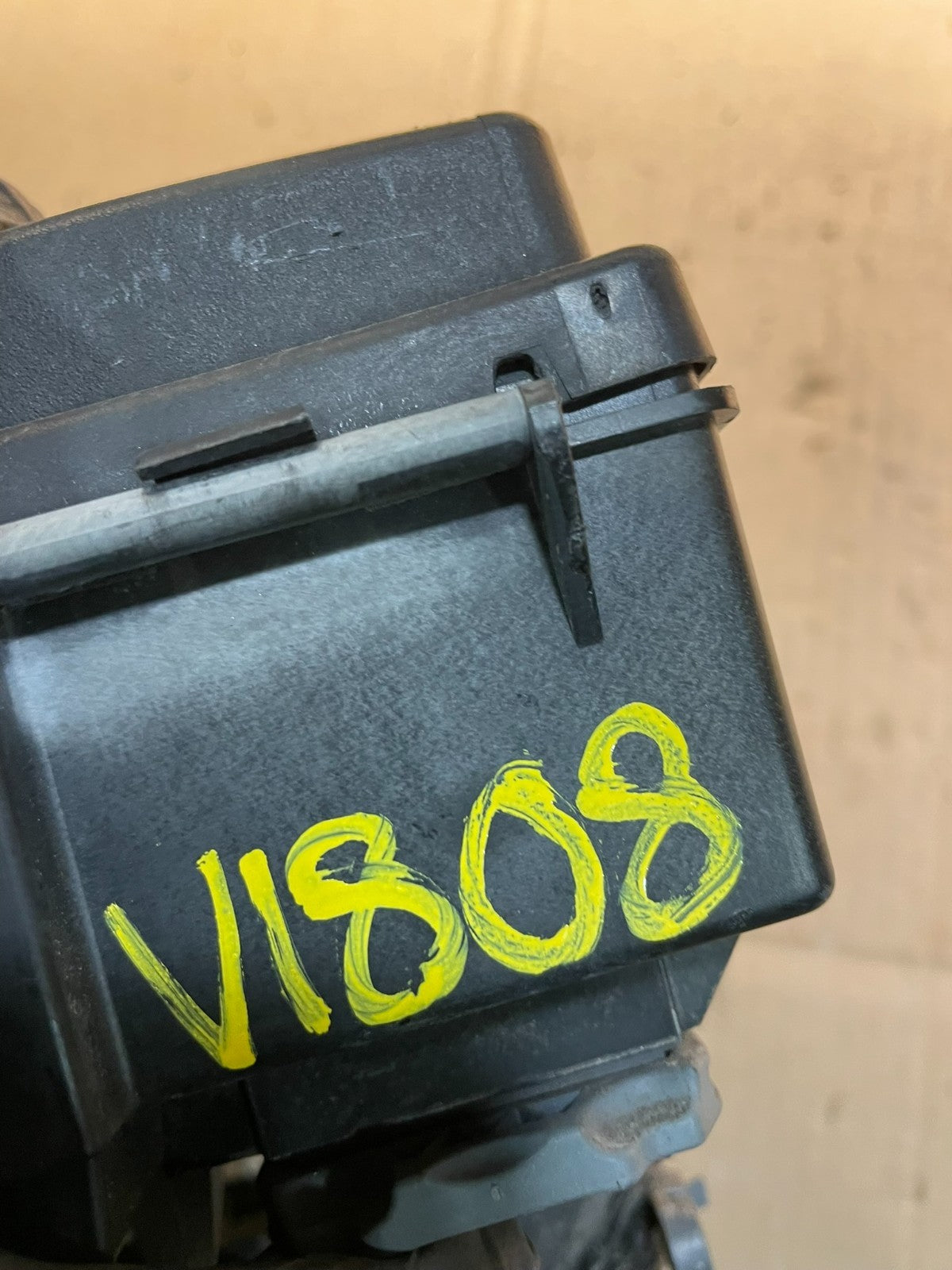 2007 Jeep Grand Cherokee Fuse Box Relay Panel Body Control Module BCM V1808 DG9