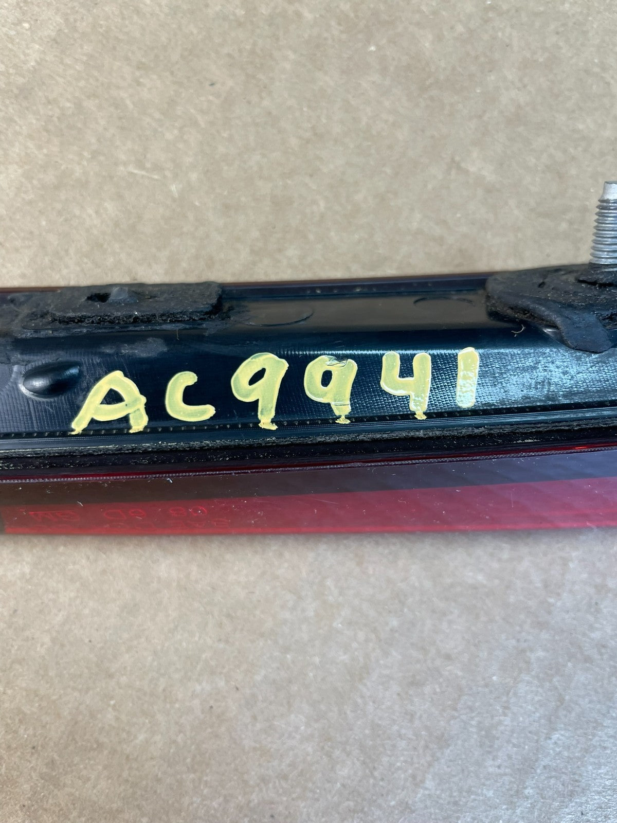 2008-2013 Cadillac Cts Sedan Trunk Lid 3rd Third Brake Tail Light AC9941 DW5
